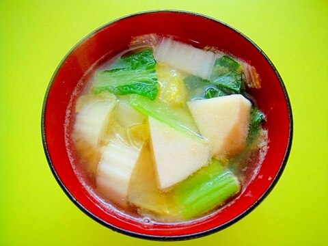 京いもと白菜小松菜の味噌汁